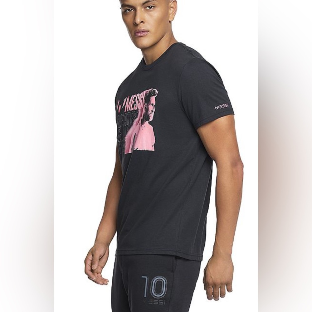 Messi Greatest of All Time Graphic Tee- Size XL NWT